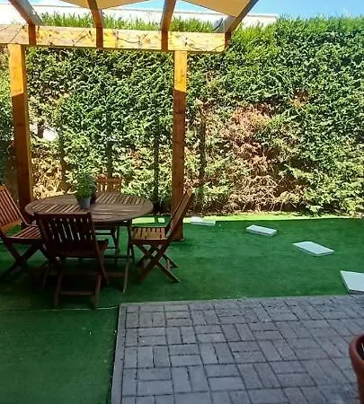 Con Piscina Idromassaggio 
